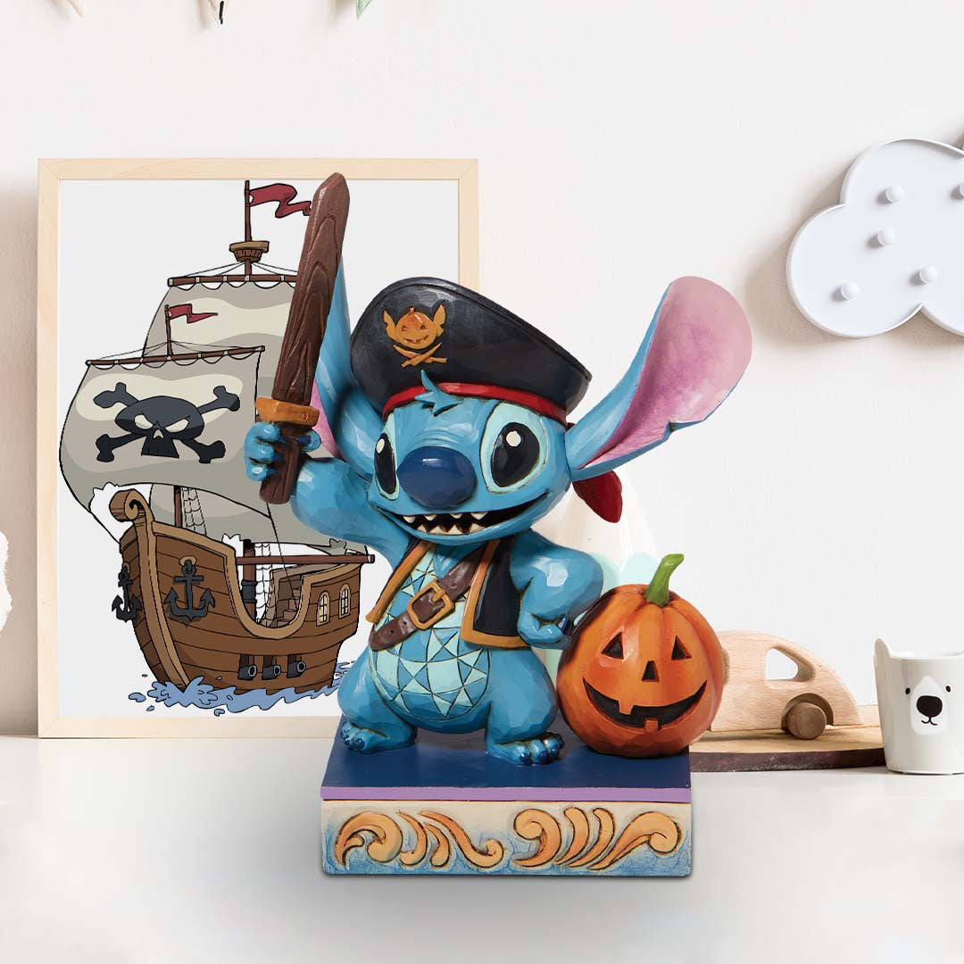 DISNEY TRADITIONS - Stitch pirate