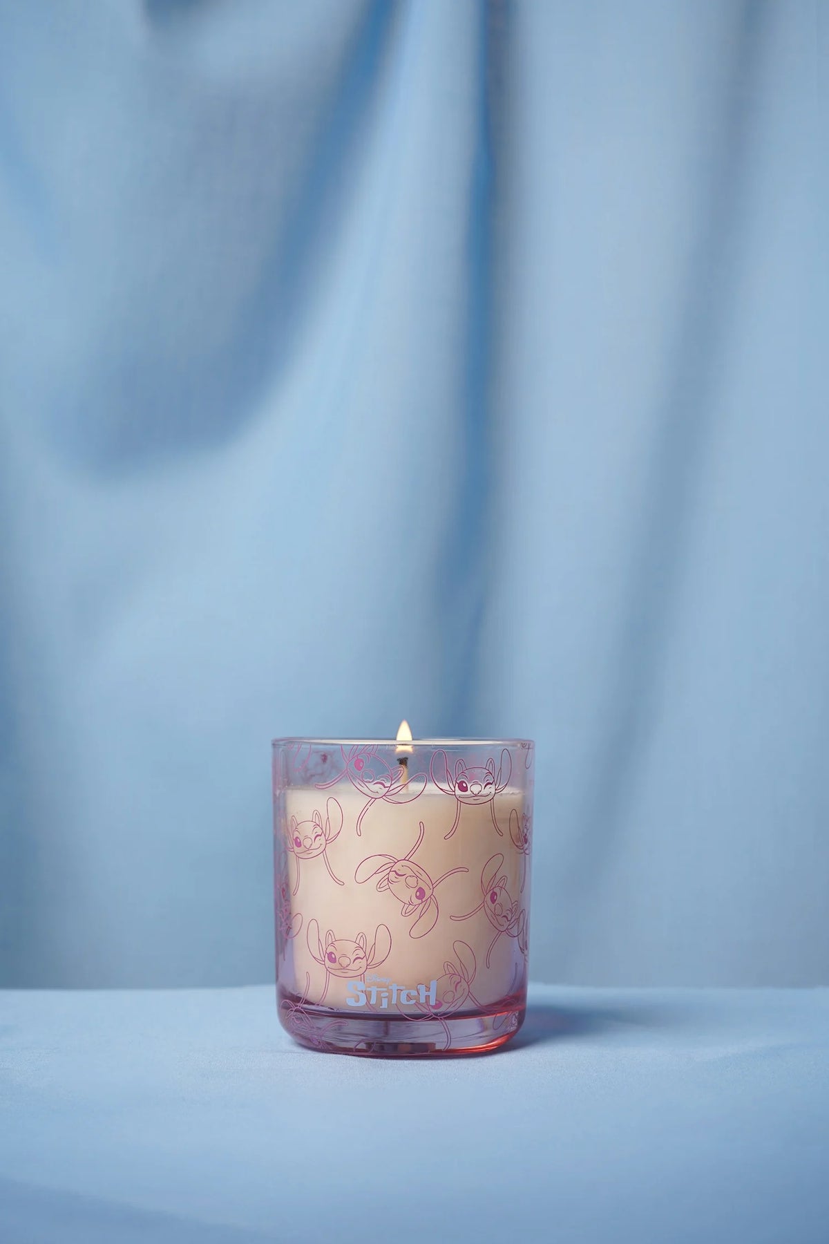STITCH - Bougie Angel " Pêche et Magnolia"